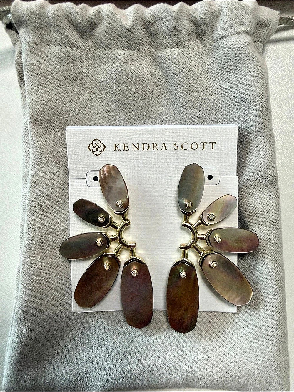 Kendra Scott Mother of Pearl Drop Earrings NWT